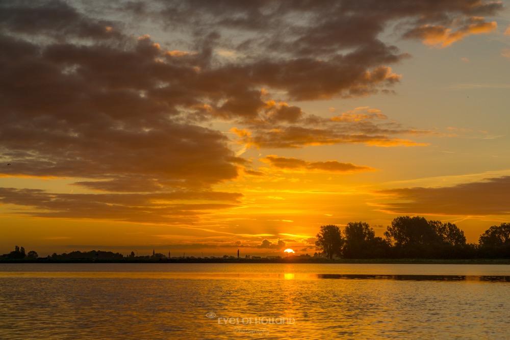 Daar is de zon, kagerplassen, Warmond